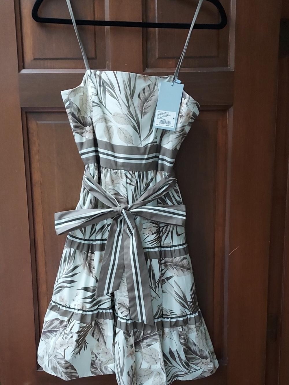 Antonio Melani Size 4  Marlee Palm Mini NWT